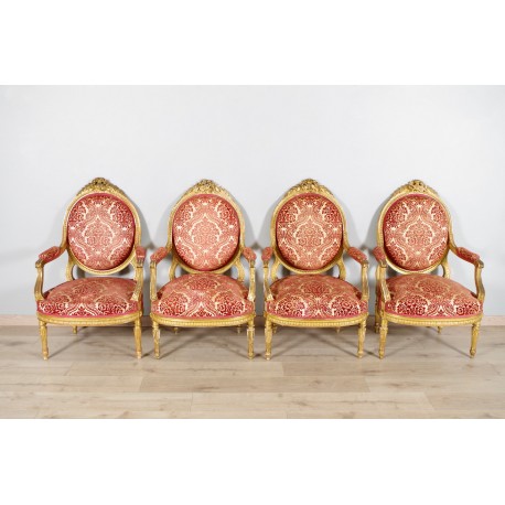 Vier Sessel im Stil Louis XVI vergoldetes Holz