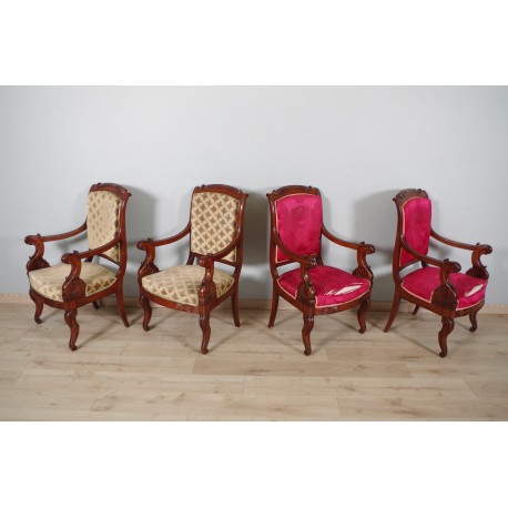 Vier Sessel mit den Stempeln Veuve Grange und Bétout