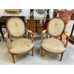 Paar Sessel im Stil Louis XVI Gobelin im Stil von Aubusson